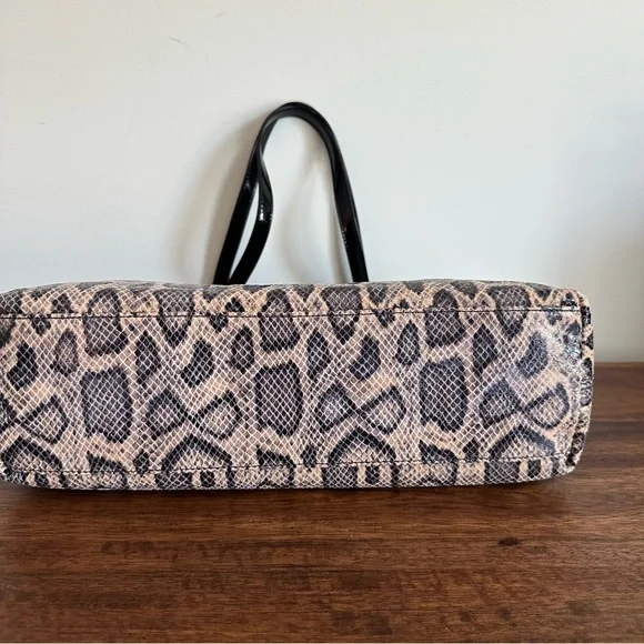 Cole Haan Black and Tan Tote Bag.  New with tag. Leather. - Picture 6 of 9